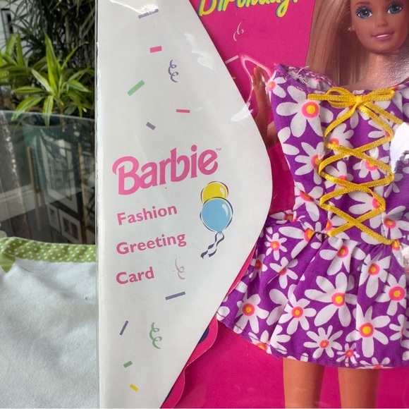 Vintage 1995 “Happy Birthday Barbie!” Greeting Card w/Adorable Barbie Dress -NEW - Picture 4 of 8